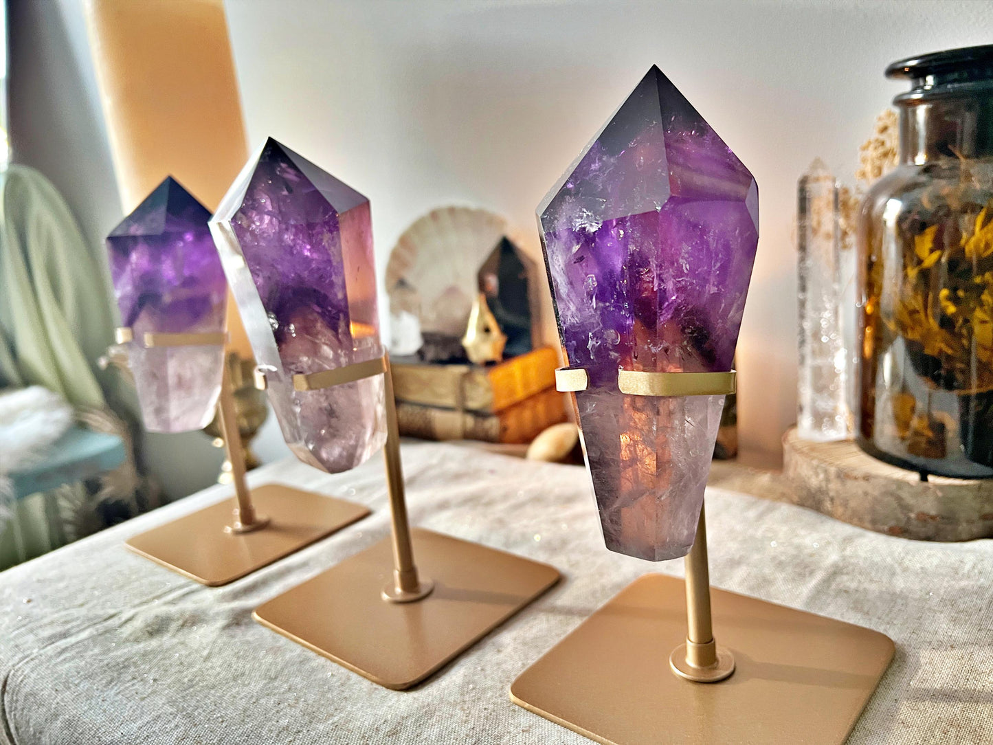 Améthystes sur trépied - Diamond shape Crystal