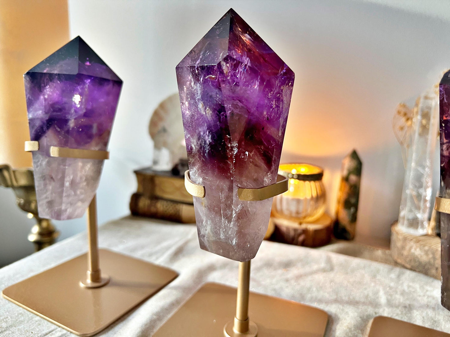 Améthystes sur trépied - Diamond shape Crystal