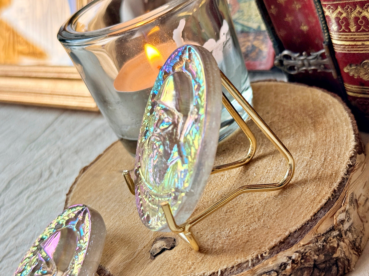 Saint Charbel – Médaillon en quartz fumé naturel, irisé à l'argent et au platine | 6 cm