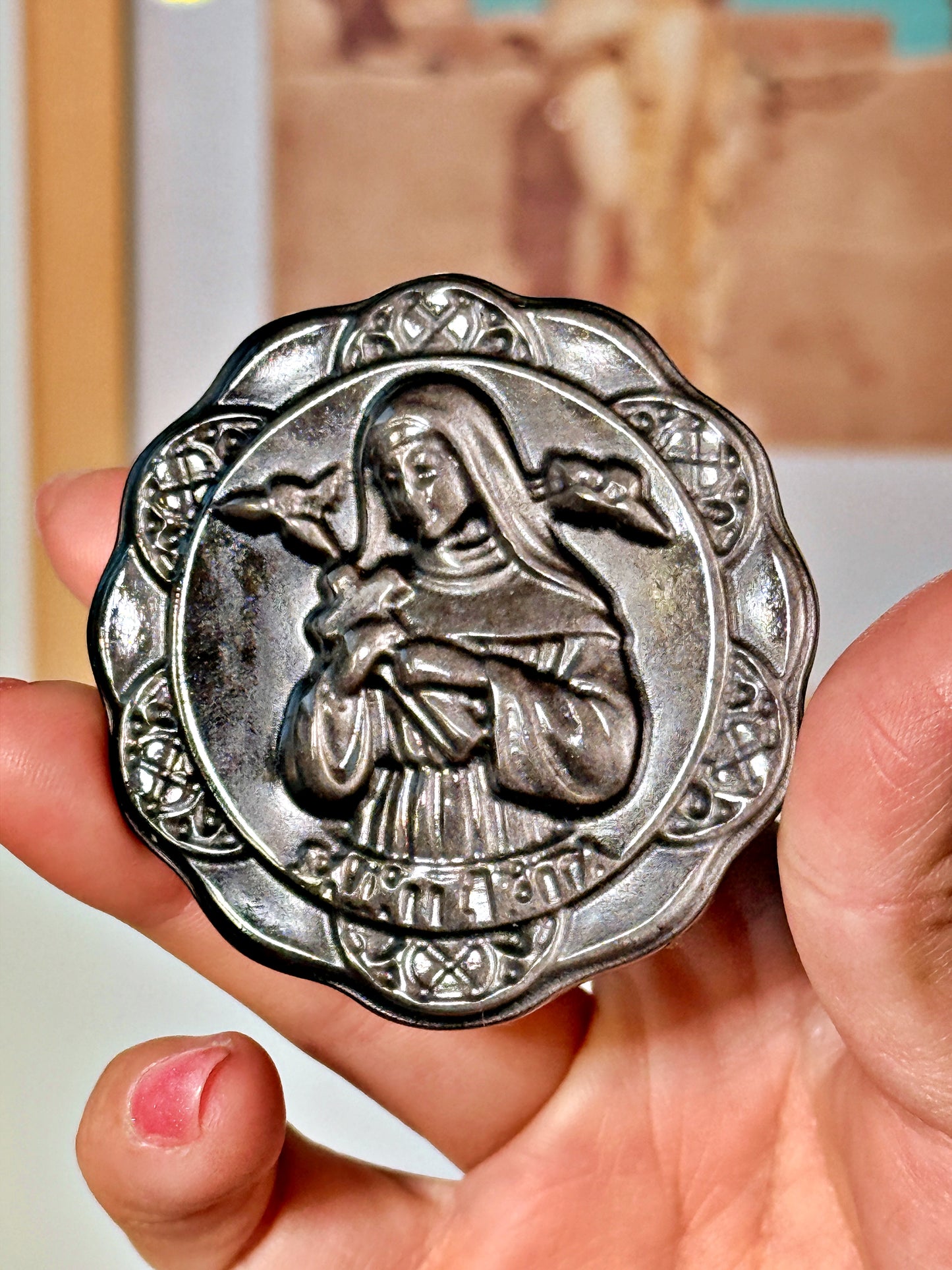 Sainte Rita en Obsidienne Argentée