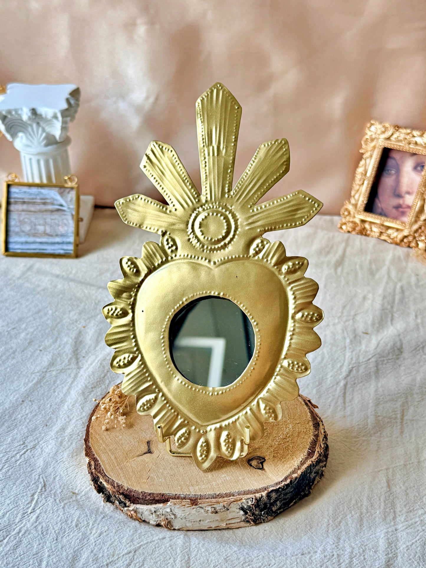 Miroir Cœur Sacré Rayonnant – Milagro Mexicain doré