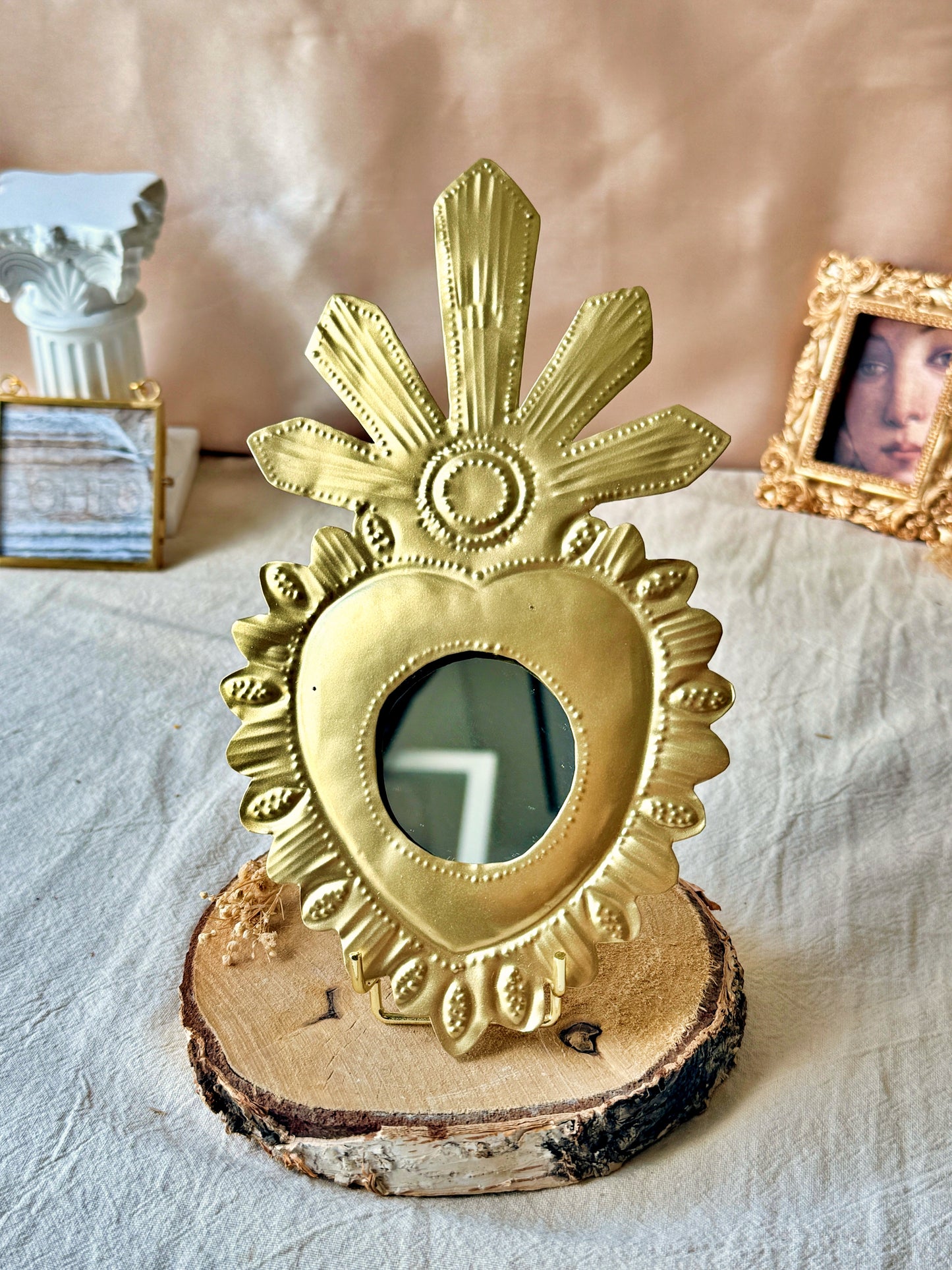 Miroir Cœur Sacré Rayonnant – Milagro Mexicain doré