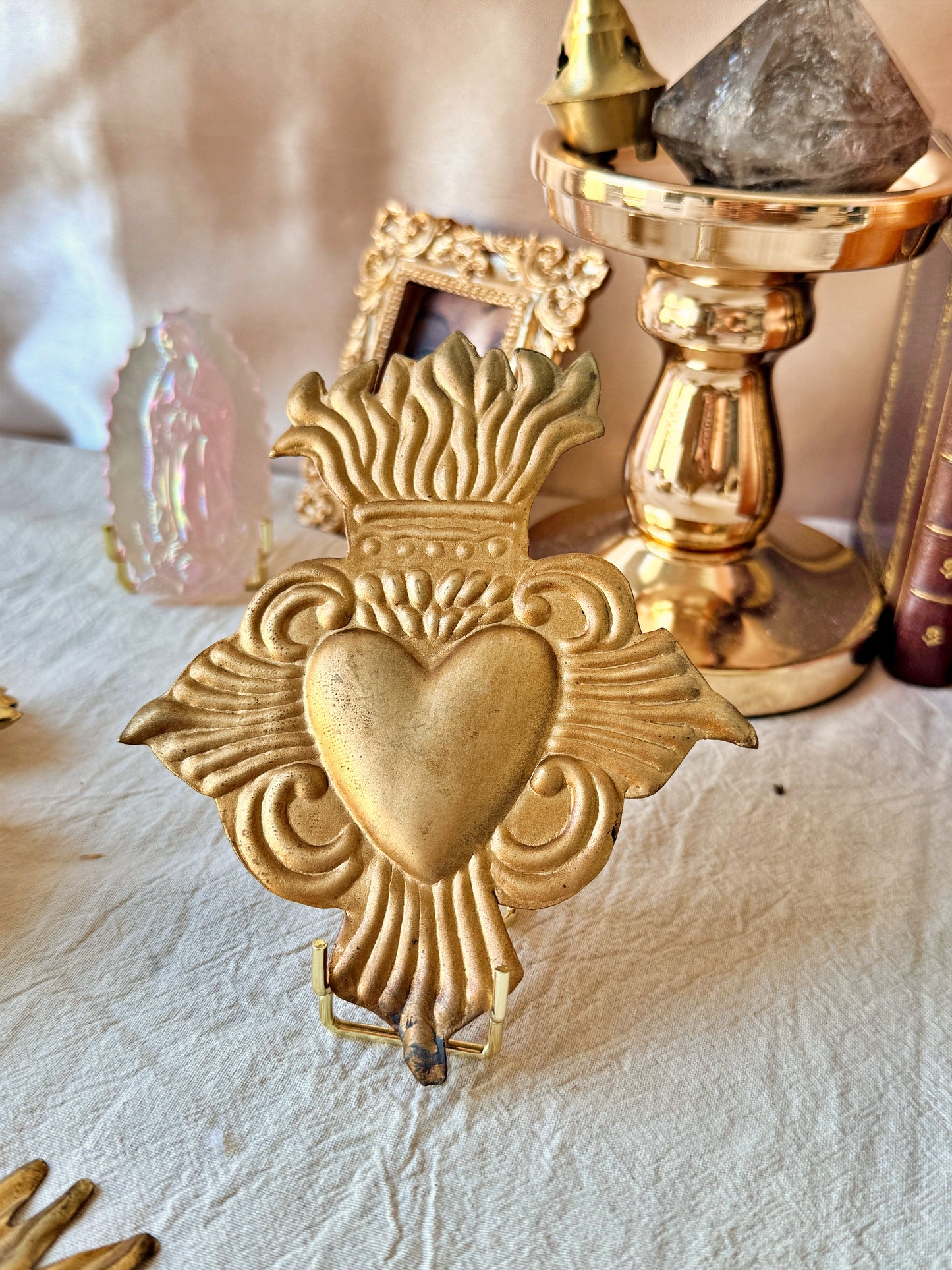 Ex Voto Cœur Sacré en croix en laiton doré