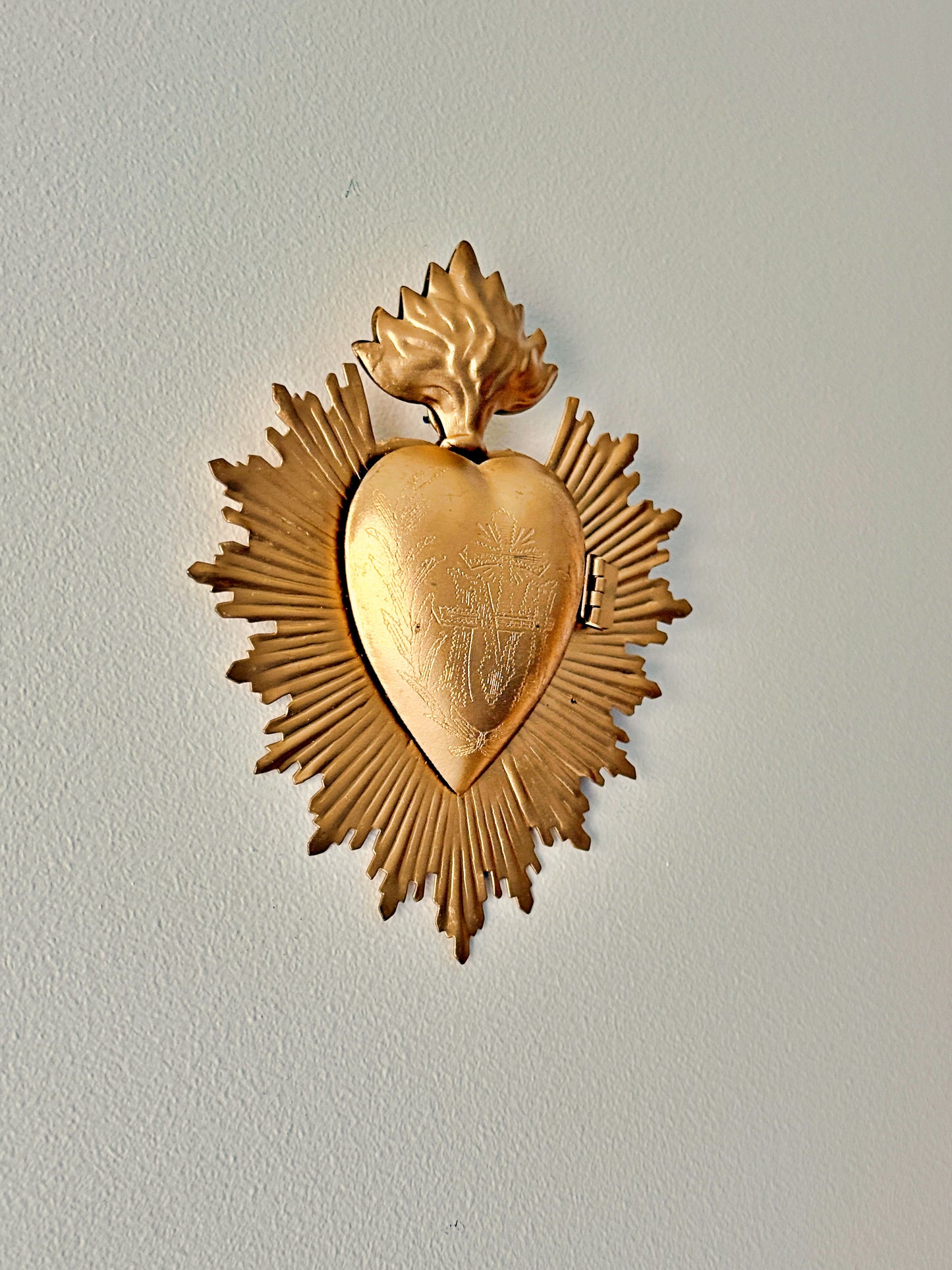 Ex Voto Cœur Sacré de Marie rayonnant ouvrant en laiton doré
