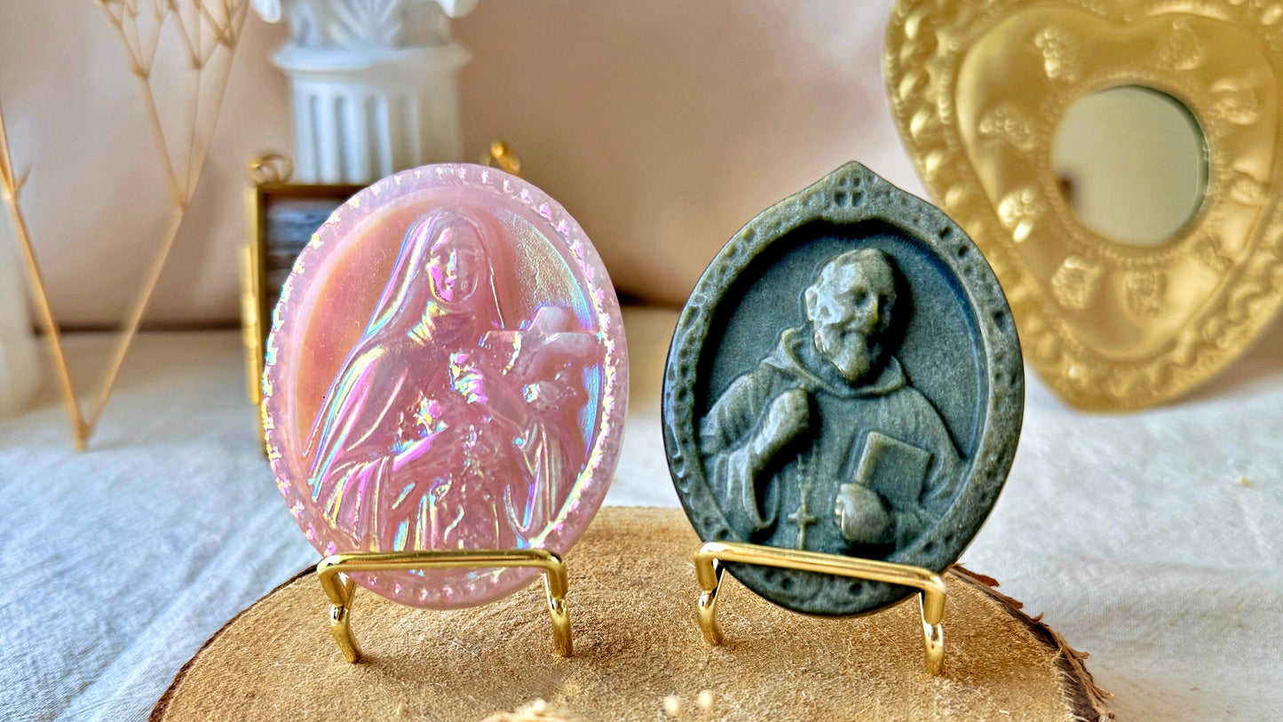 Sainte Thérèse de Lisieux en Quartz Rose - Irisé au platine