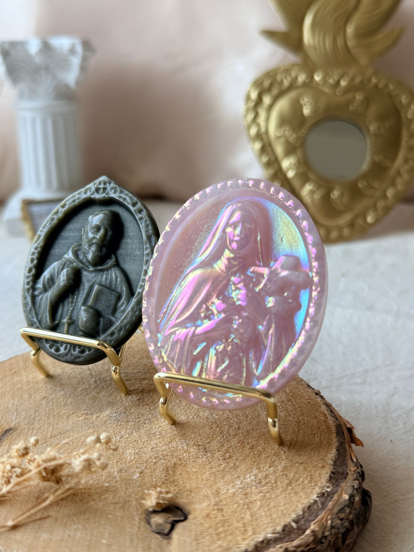 Sainte Thérèse de Lisieux en Quartz Rose - Irisé au platine