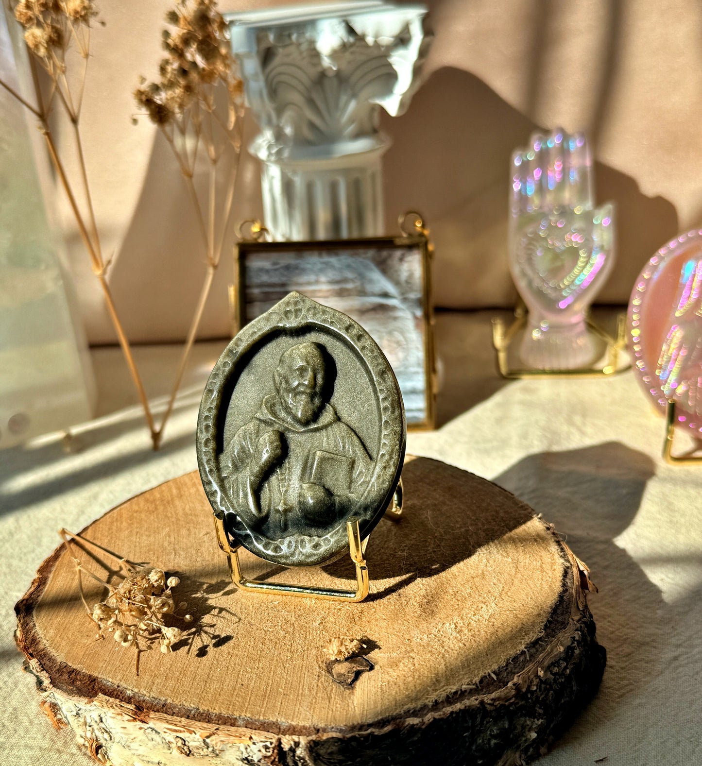 Padre Pio - Icône taillée dans de l'Obsidienne Dorée