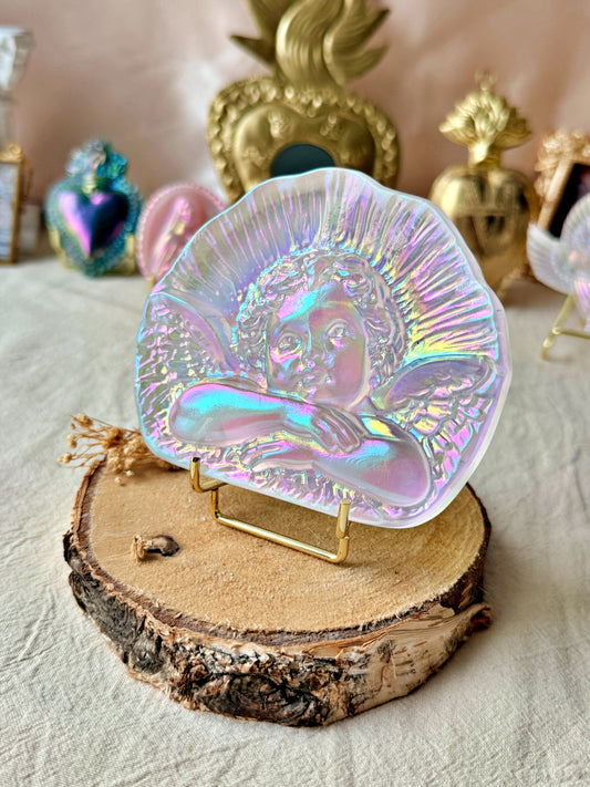 L’Ange Songeur de Raphaël dans sa coquille en Cristal de Roche