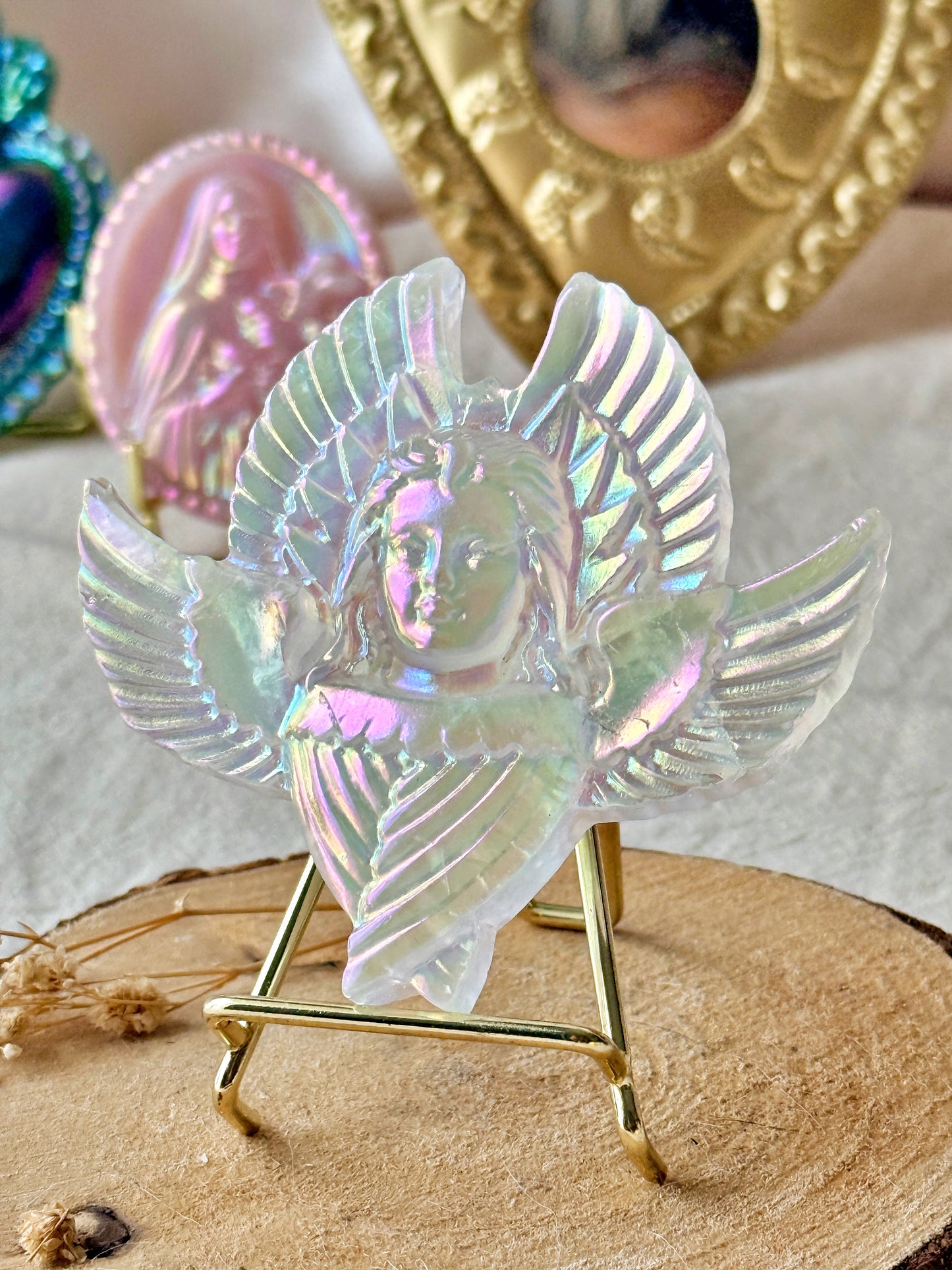 Séraphin de Fourvière en Cristal de roche irisé