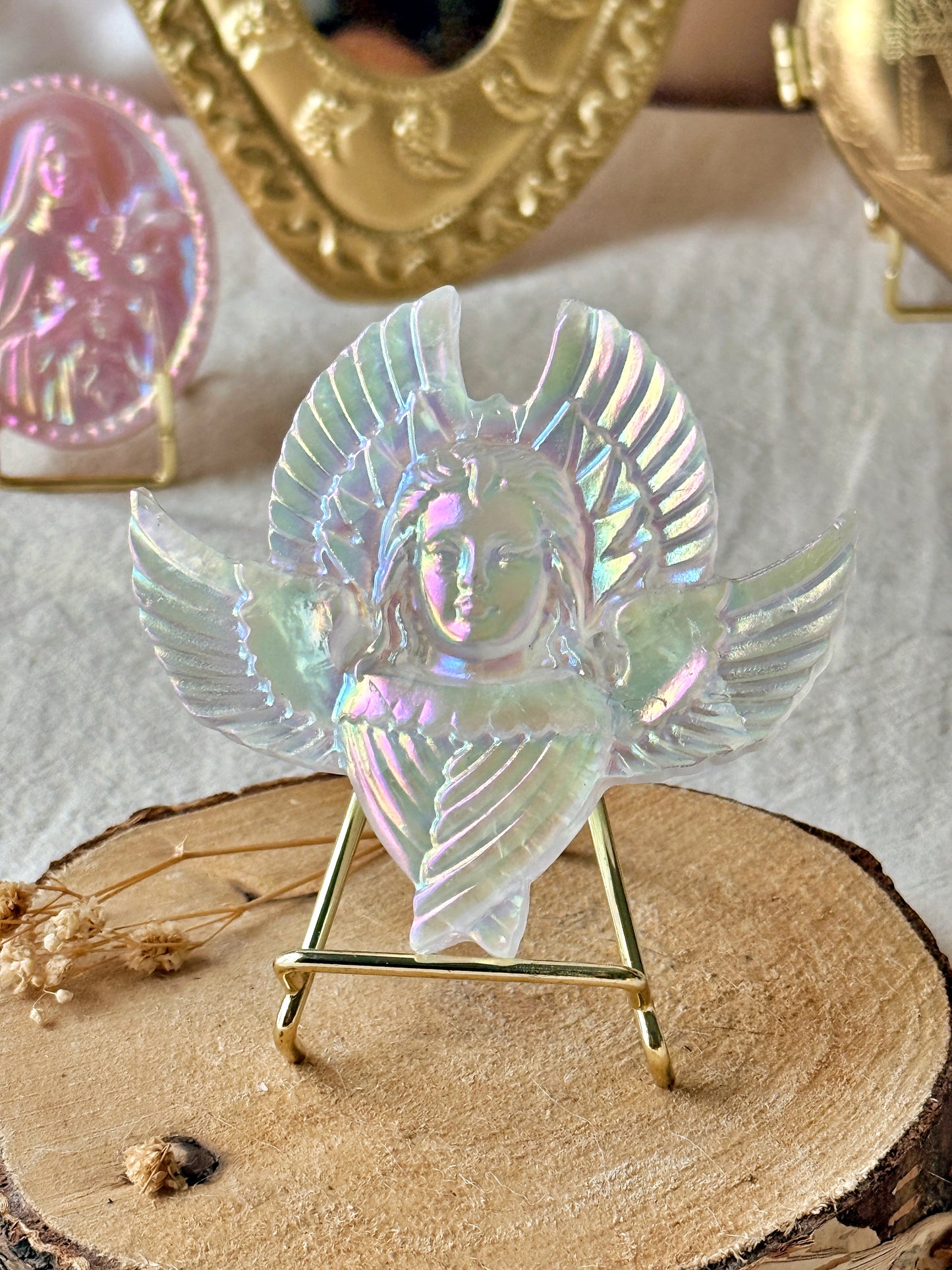 Séraphin de Fourvière en Cristal de roche irisé