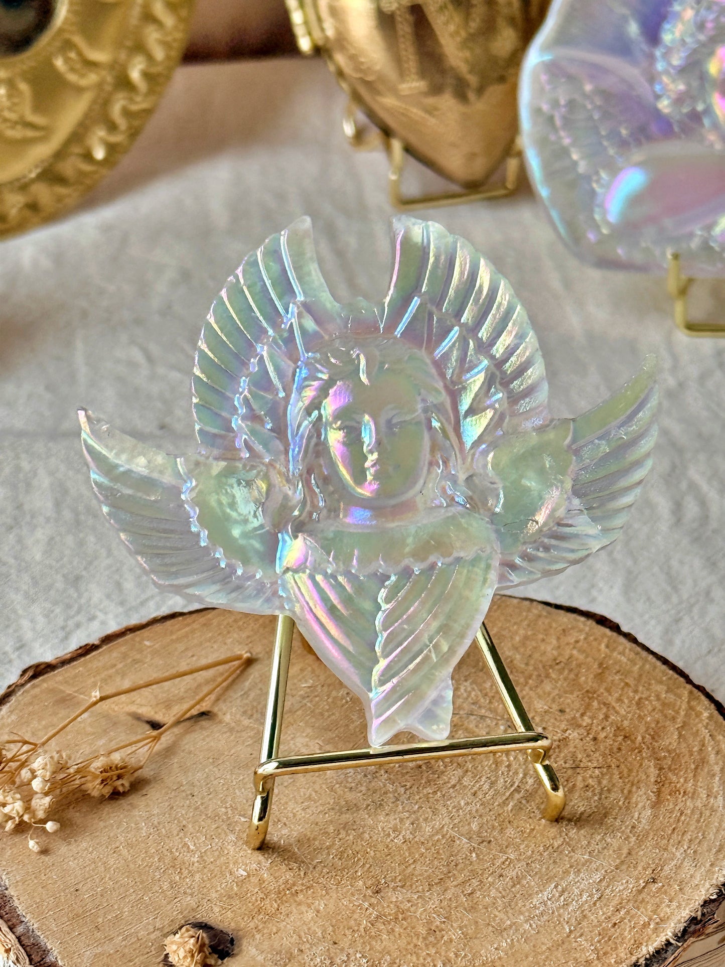 Séraphin de Fourvière en Cristal de roche irisé