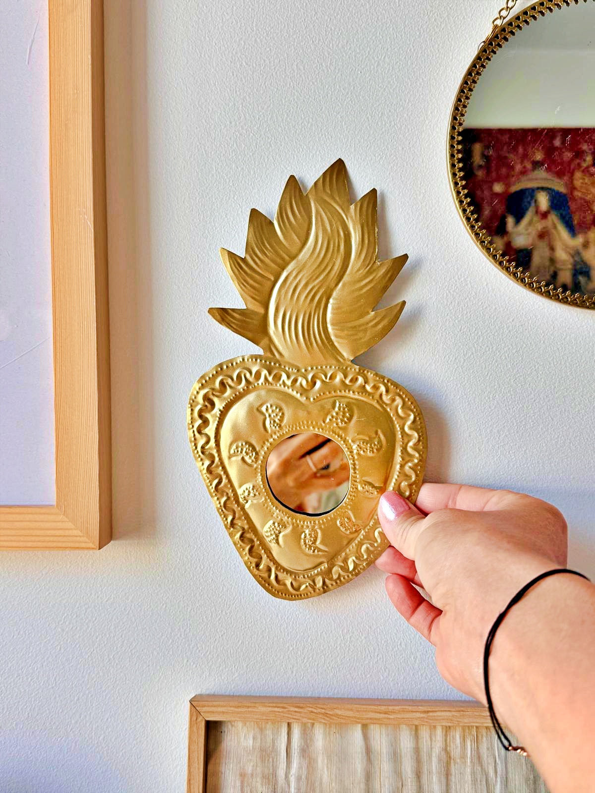 Milagro Miroir – Cœur Sacré Mexicain doré