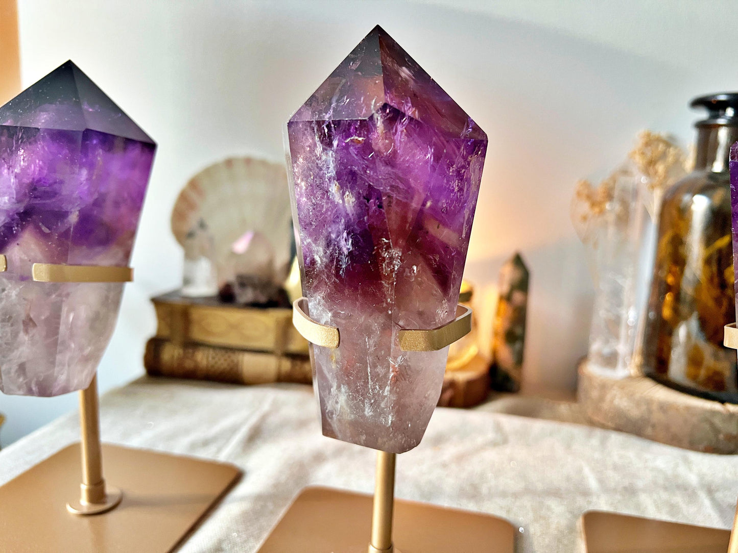 Améthystes sur trépied - Diamond shape Crystal