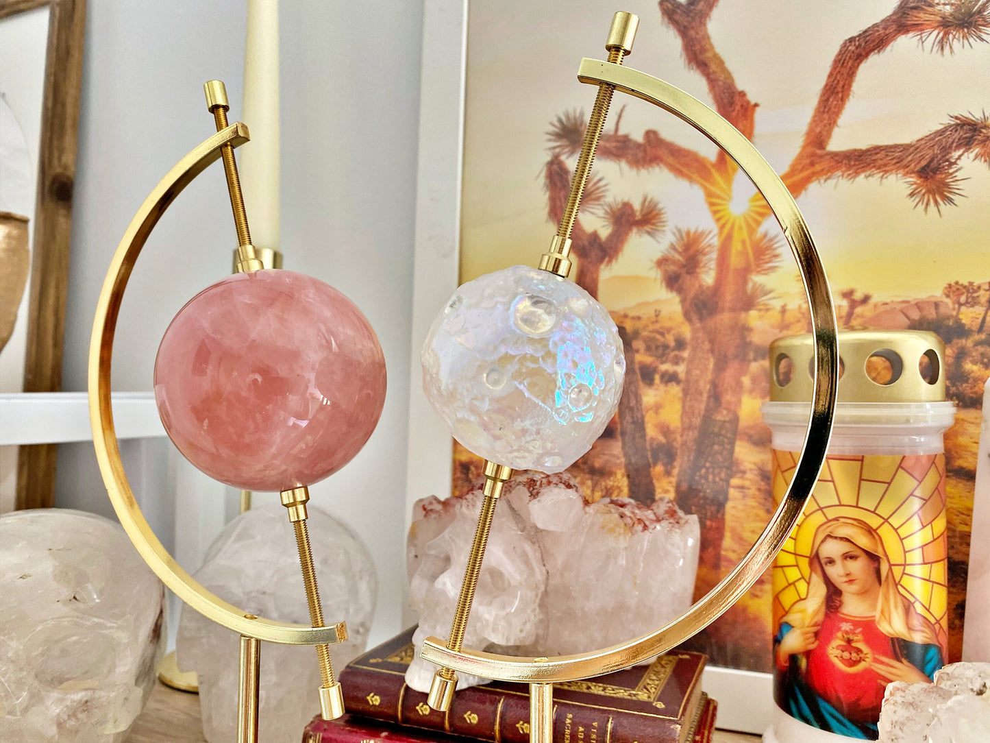 Aura Clear Crystal Sphere: Full Moon Iridescent