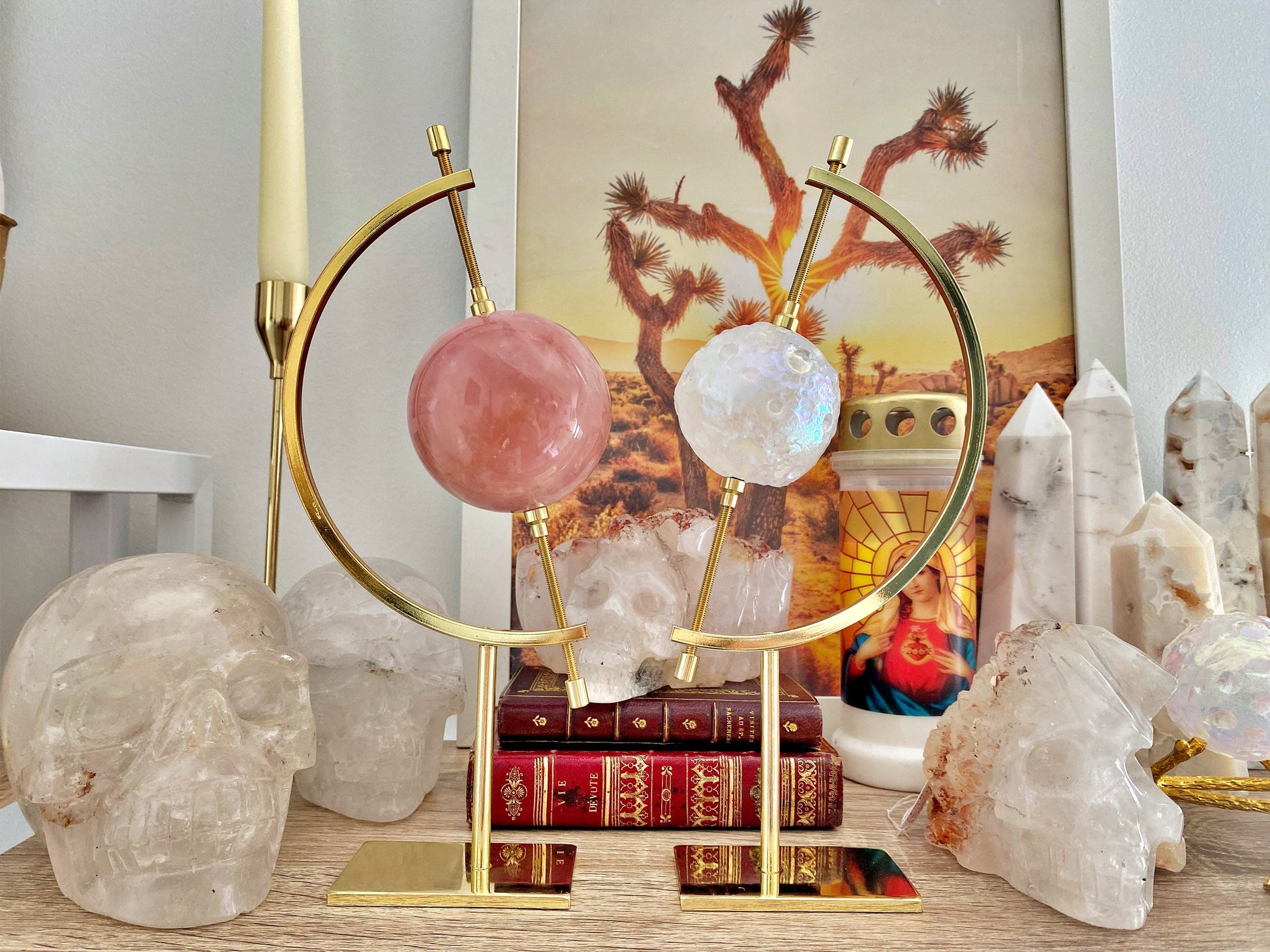 Aura Clear Crystal Sphere: Full Moon Iridescent