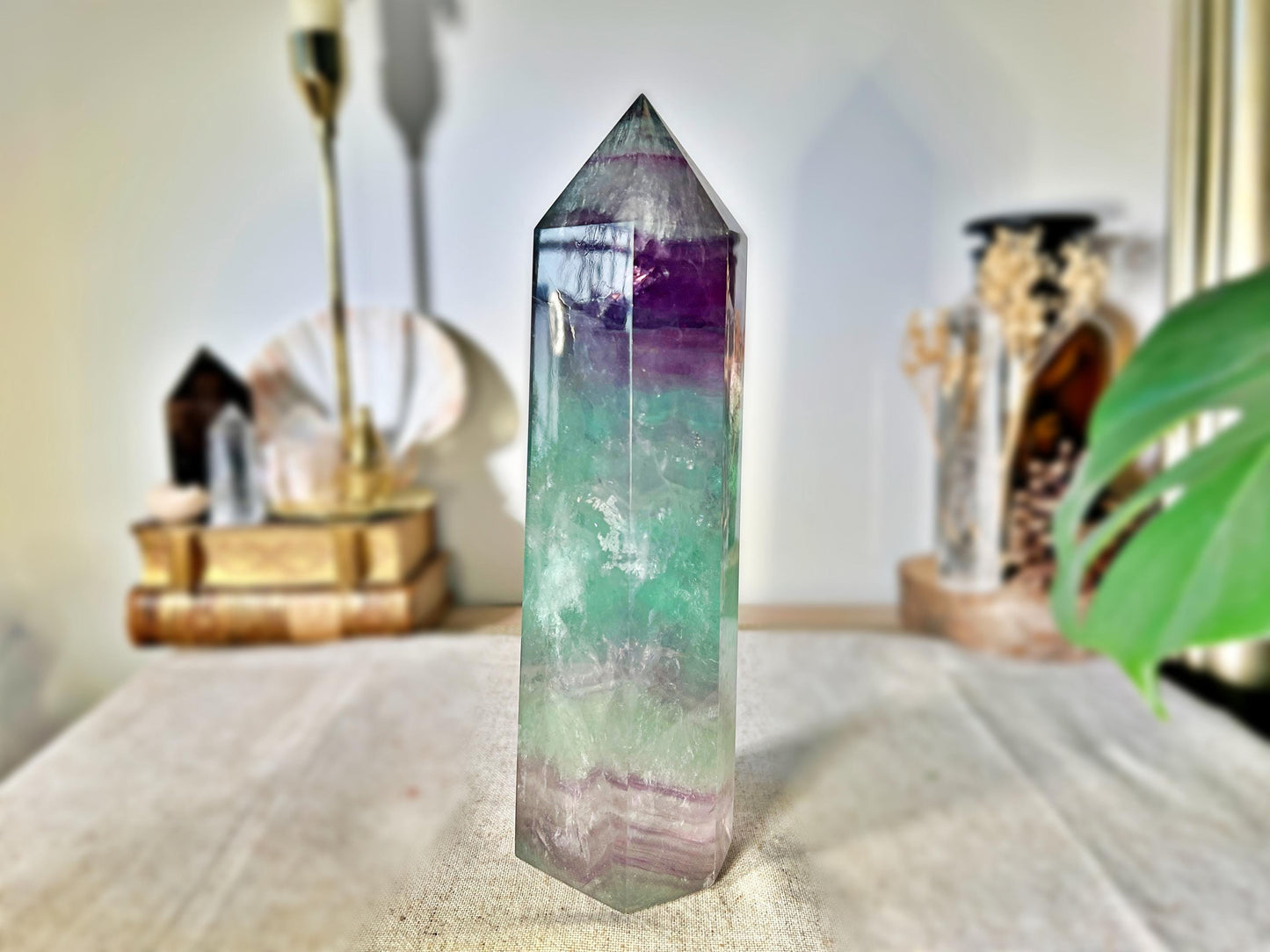 Pointe Fluorite Multicolore – 21 cm – 1,38 kg – Brésil