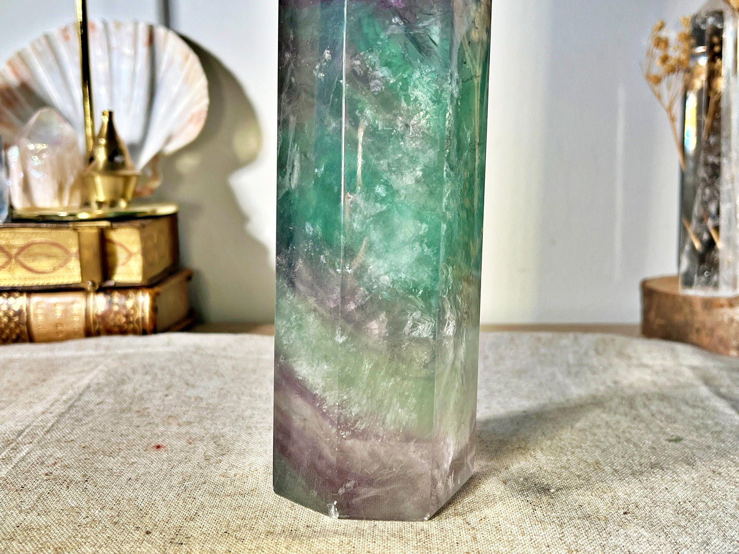 Pointe Fluorite Multicolore – 21 cm – 1,38 kg – Brésil
