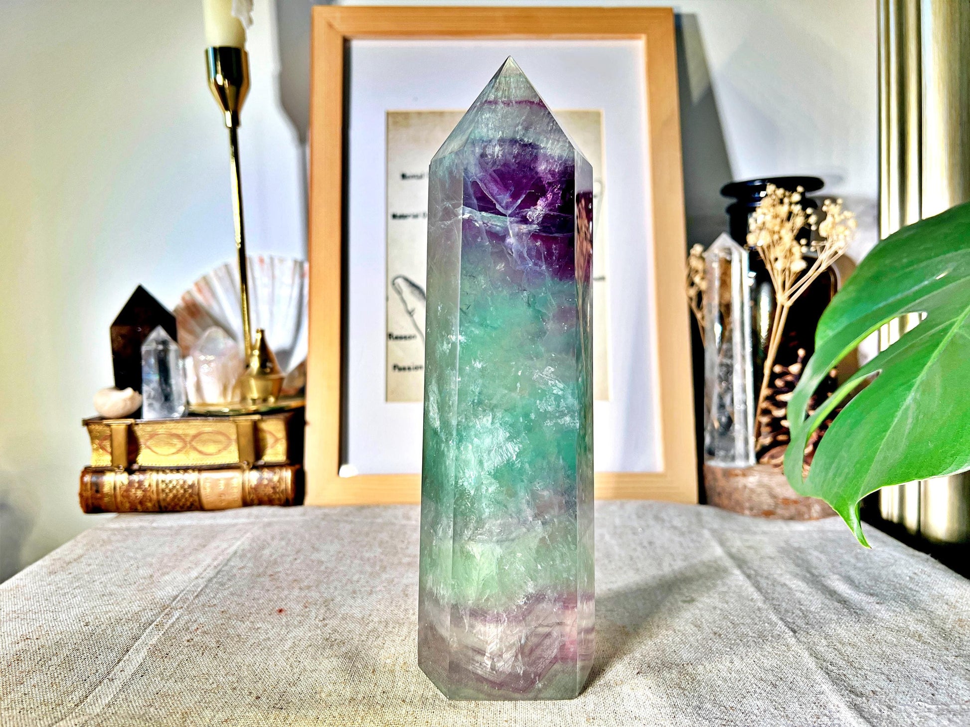 Pointe Fluorite Multicolore – 21 cm – 1,38 kg – Brésil