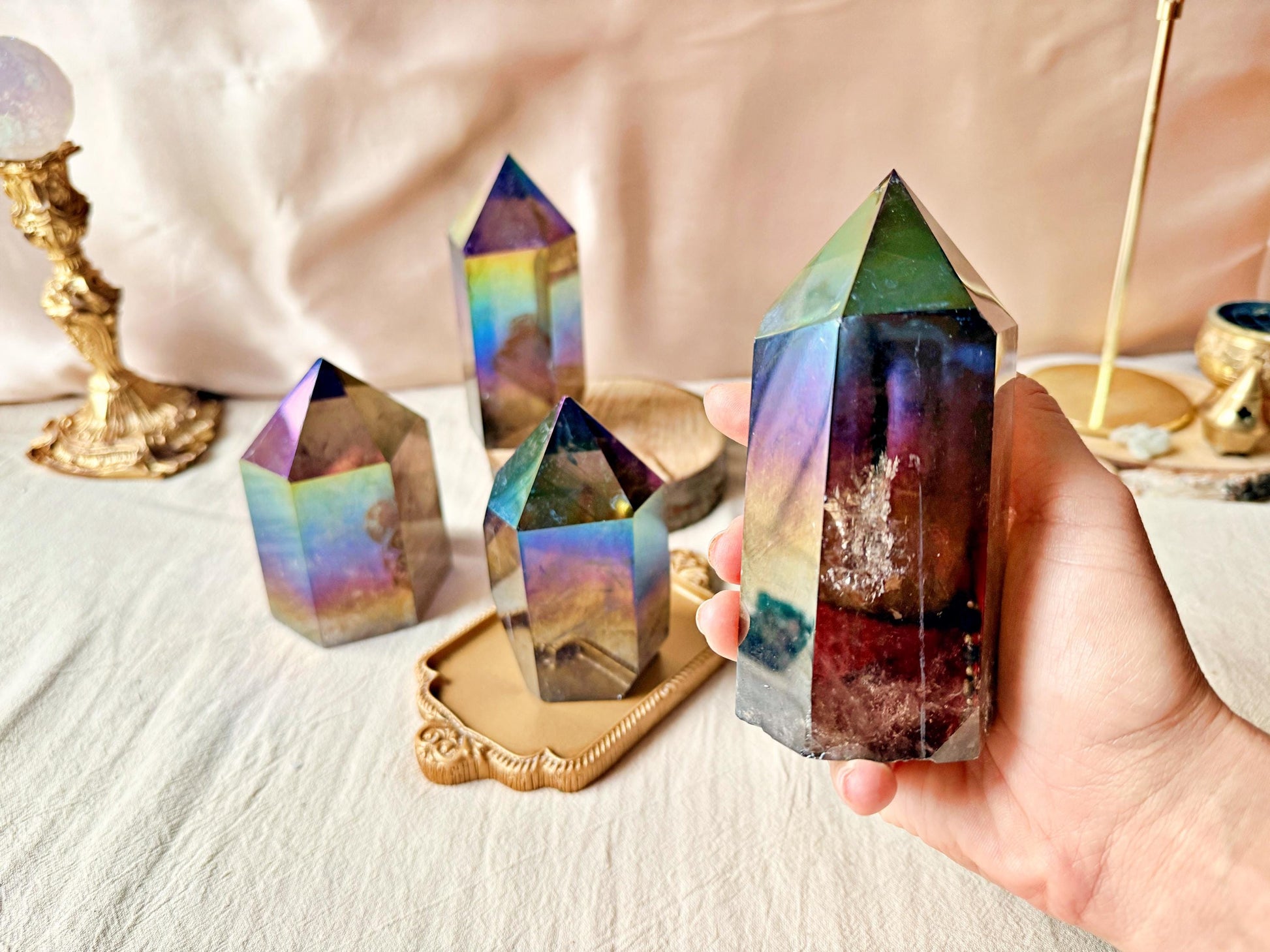 Quartz fumé aura Massif - Iridescent Crystal Decor, Mineral Specimen