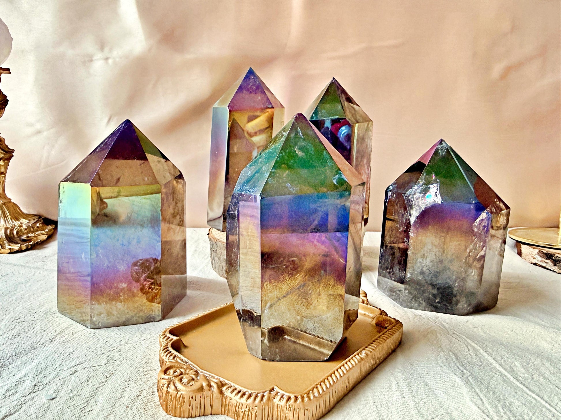 Quartz fumé aura Massif - Iridescent Crystal Decor, Mineral Specimen