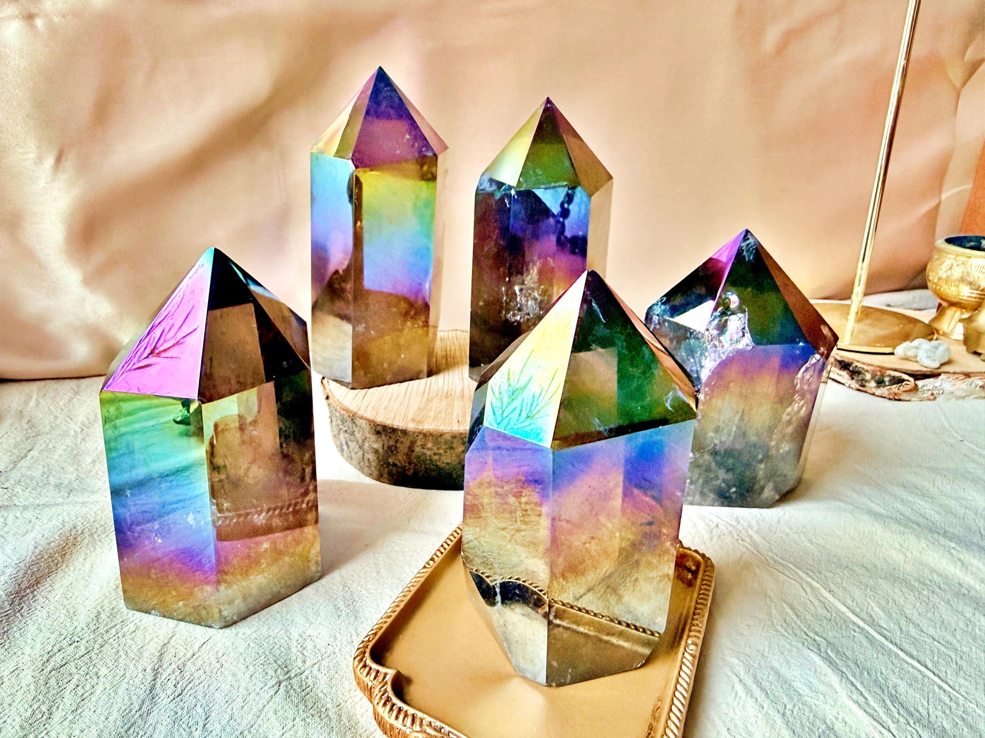 Quartz fumé aura Massif - Iridescent Crystal Decor, Mineral Specimen