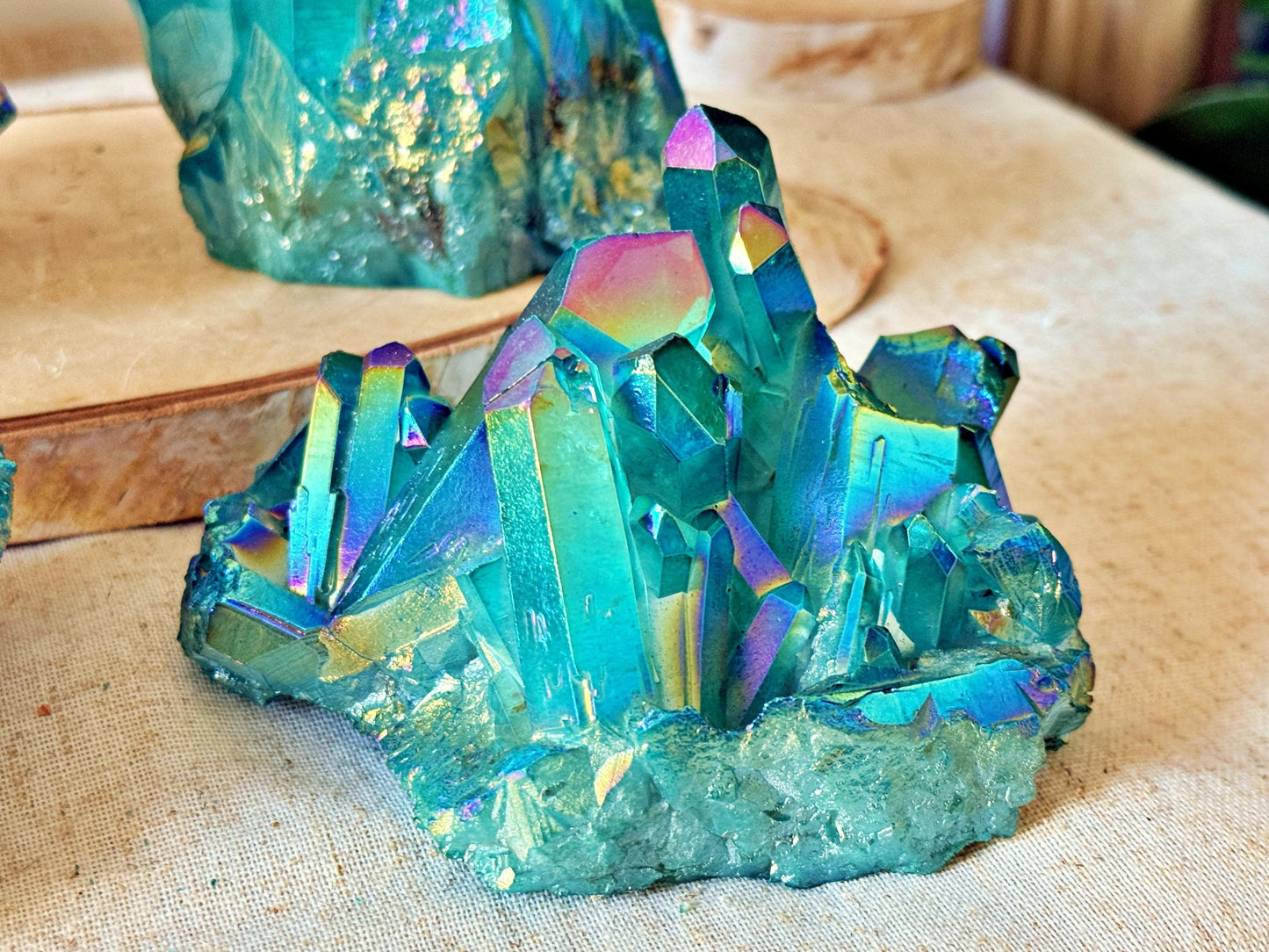 Roche XXL en Aqua Aura – grand cluster – pièce unique au choix
