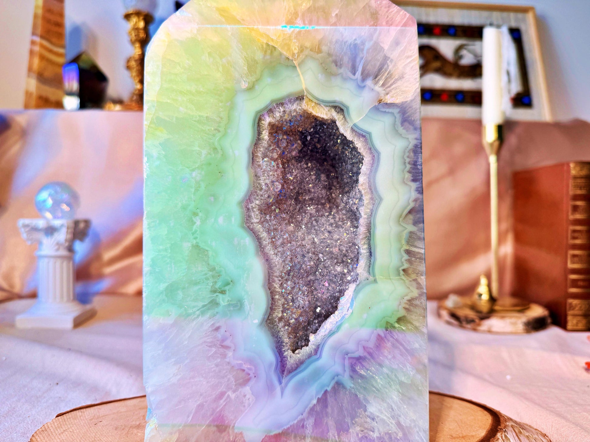 Grande Pointe d'Agate Blanche Aura à Double Cavité (4,353kg – 27 cm)