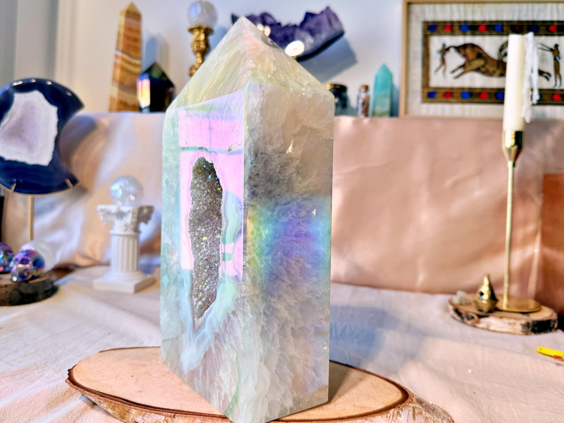 Grande Pointe d'Agate Blanche Aura à Double Cavité (4,353kg – 27 cm)