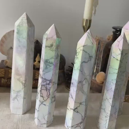 Massive Pointe d’Howlite Aura – 23 à 25 cm